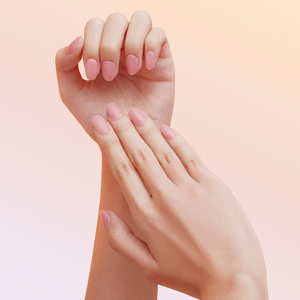 hand modeling PRESS + SET™ Gel Nail Wrap in frosé all day